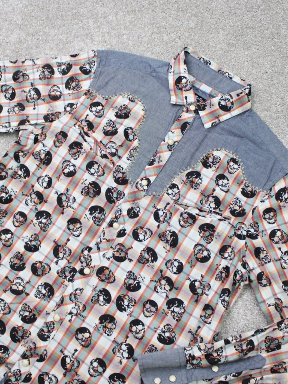 Rock Roll-n-Soul AOP Shirt Mens Small Orange Skull All Over Print Pearl Snap L/S - Picture 2 of 12